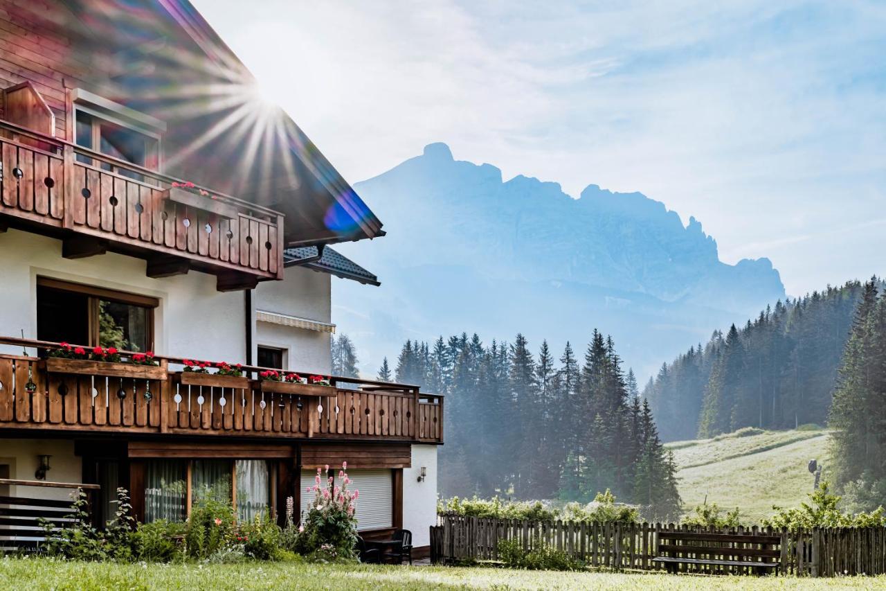 Appartamenti Genziana La Villa  Exterior foto