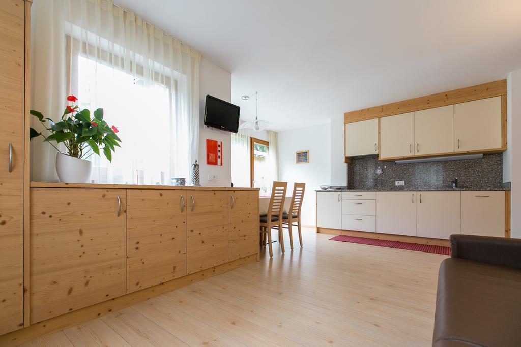 Appartamenti Genziana La Villa  Habitación foto