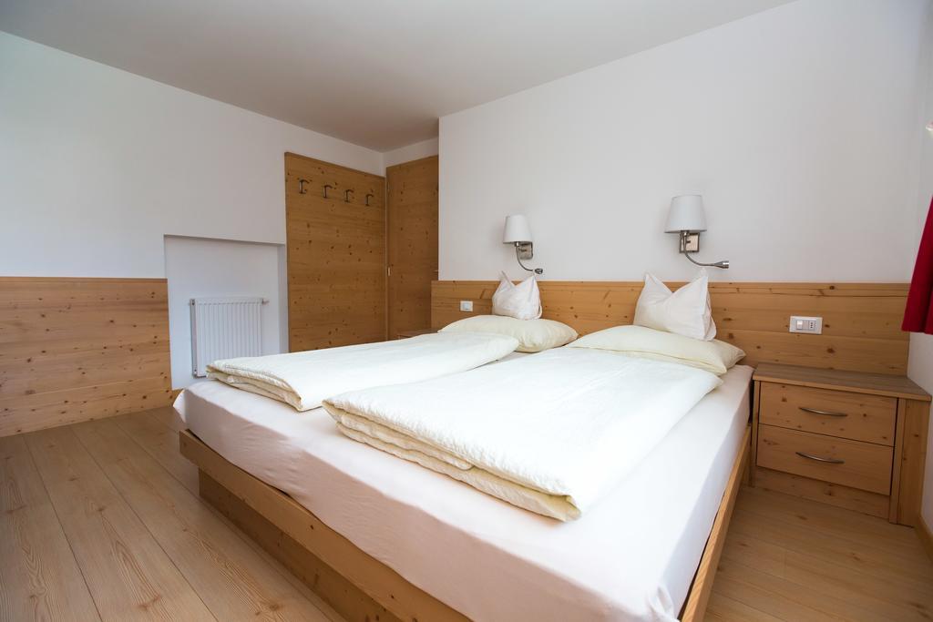 Appartamenti Genziana La Villa  Habitación foto